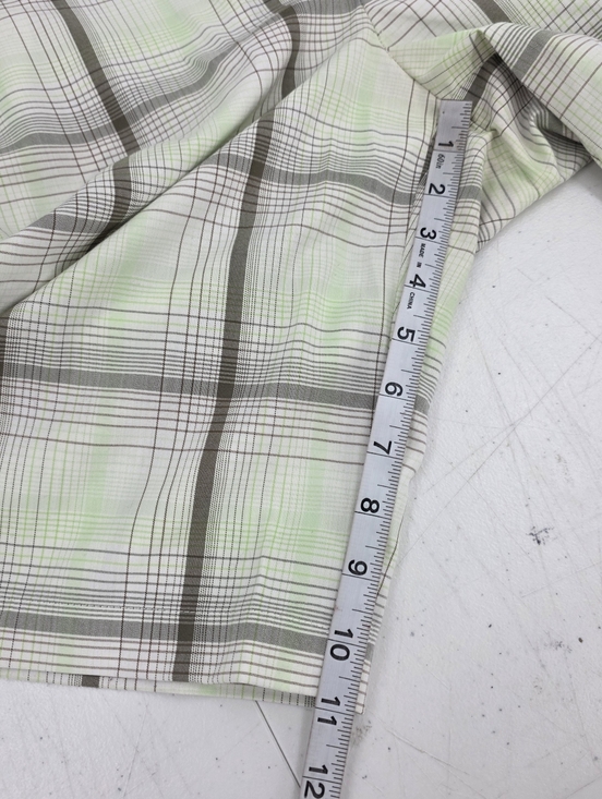 IZOD PerformX Women's Plaid Bermuda Golf Shorts Green White Plaid Size 12. - Picture 6 of 8